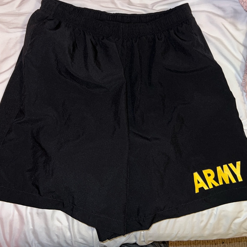 army shorts unisex S